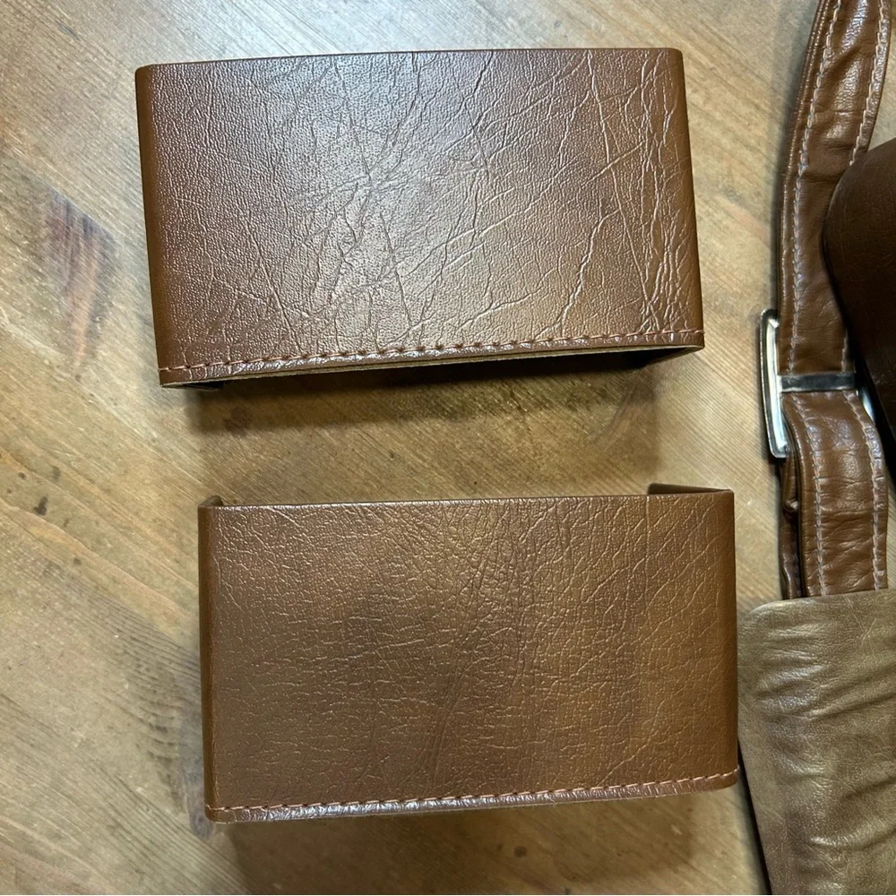 Vintage 1960s / 1970s Brown Faux Leather Camera Carrying Case